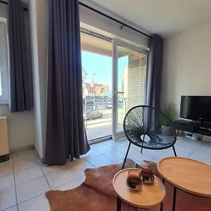  Apartment Don't Worry, Beach Happy!
