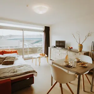  Apartment Studio Seastar By Interhome