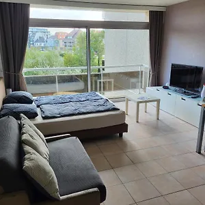  Apartment Studio Astrid At 100 Meter From Sea With Parking Place